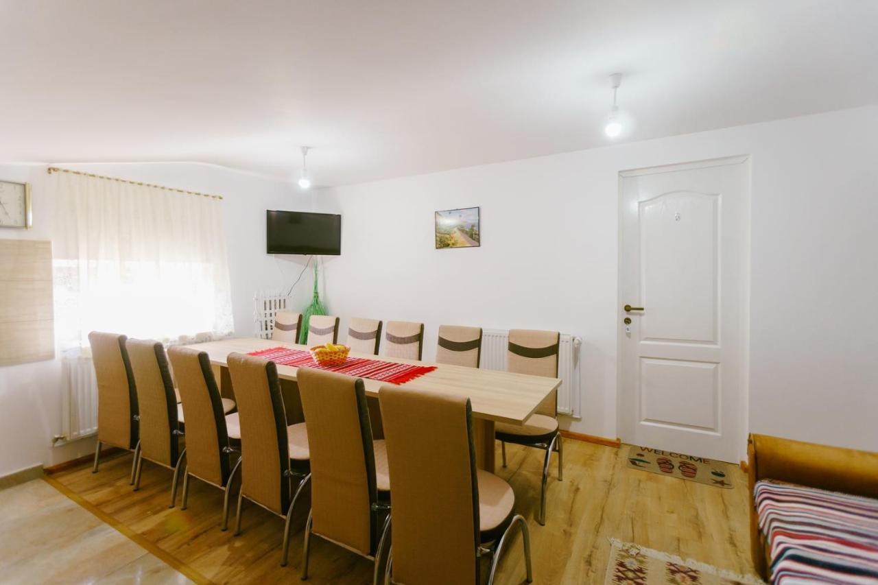Casa Vio Guest House Nehoiu Luaran gambar