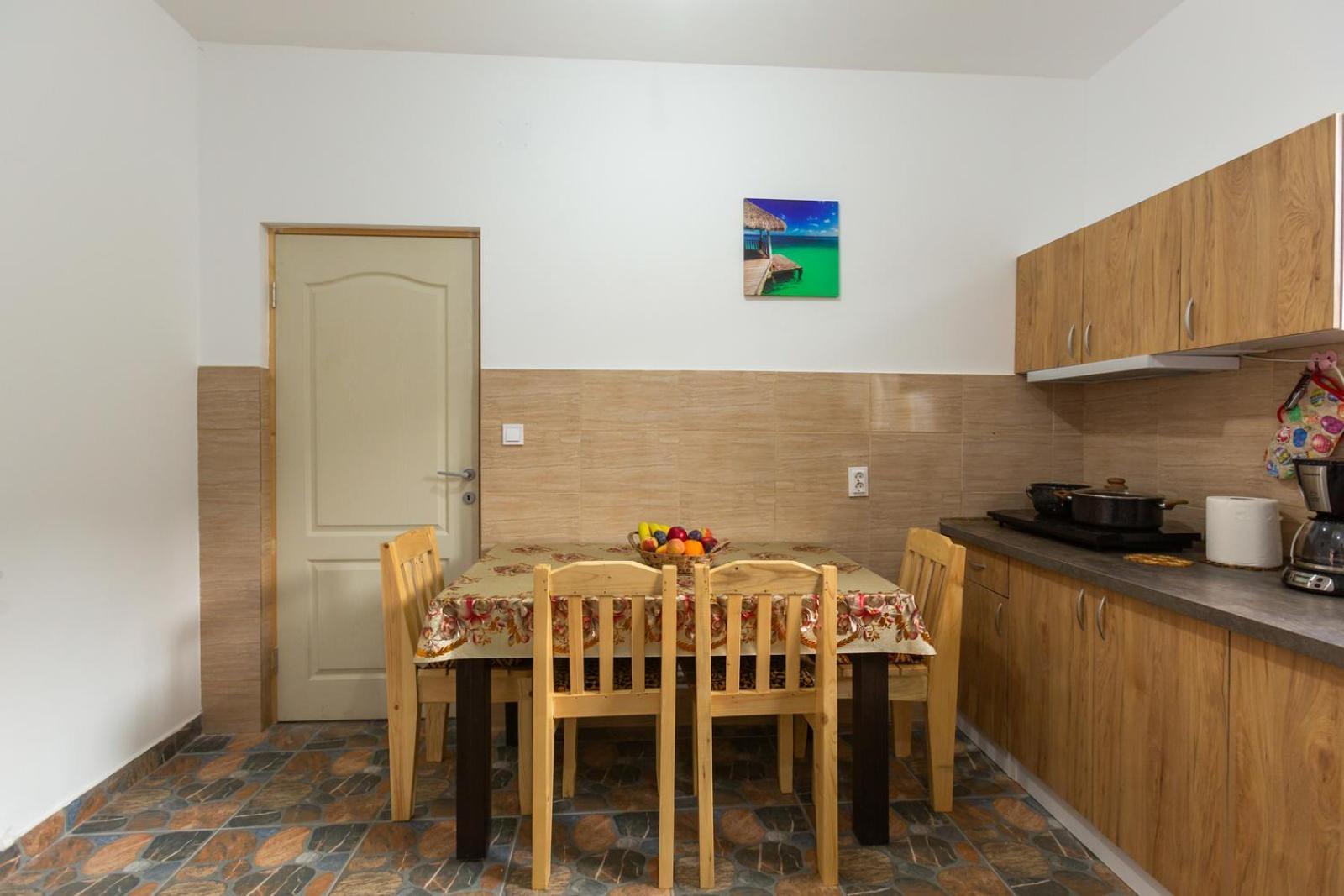 Casa Vio Guest House Nehoiu Luaran gambar