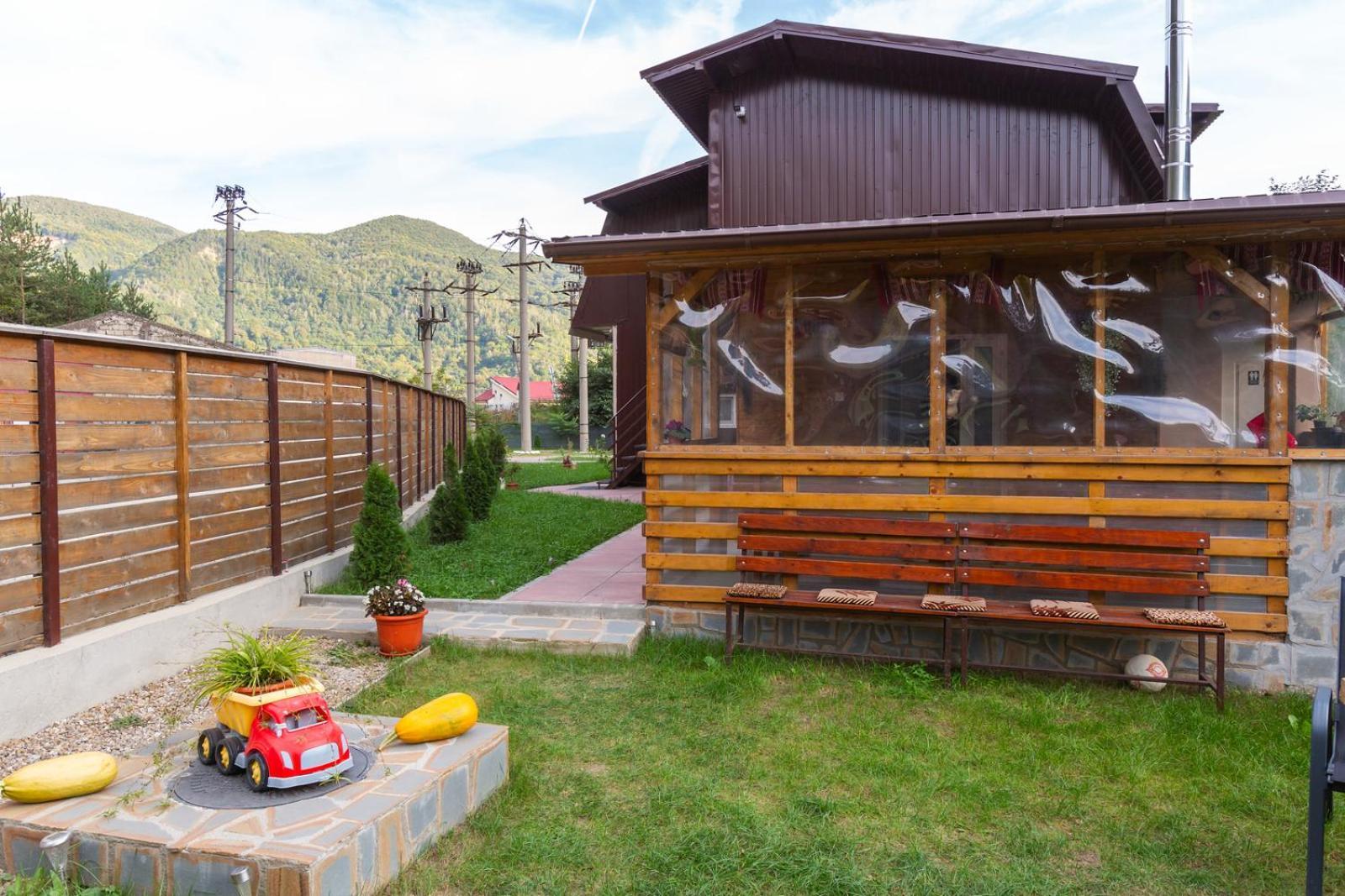 Casa Vio Guest House Nehoiu Luaran gambar