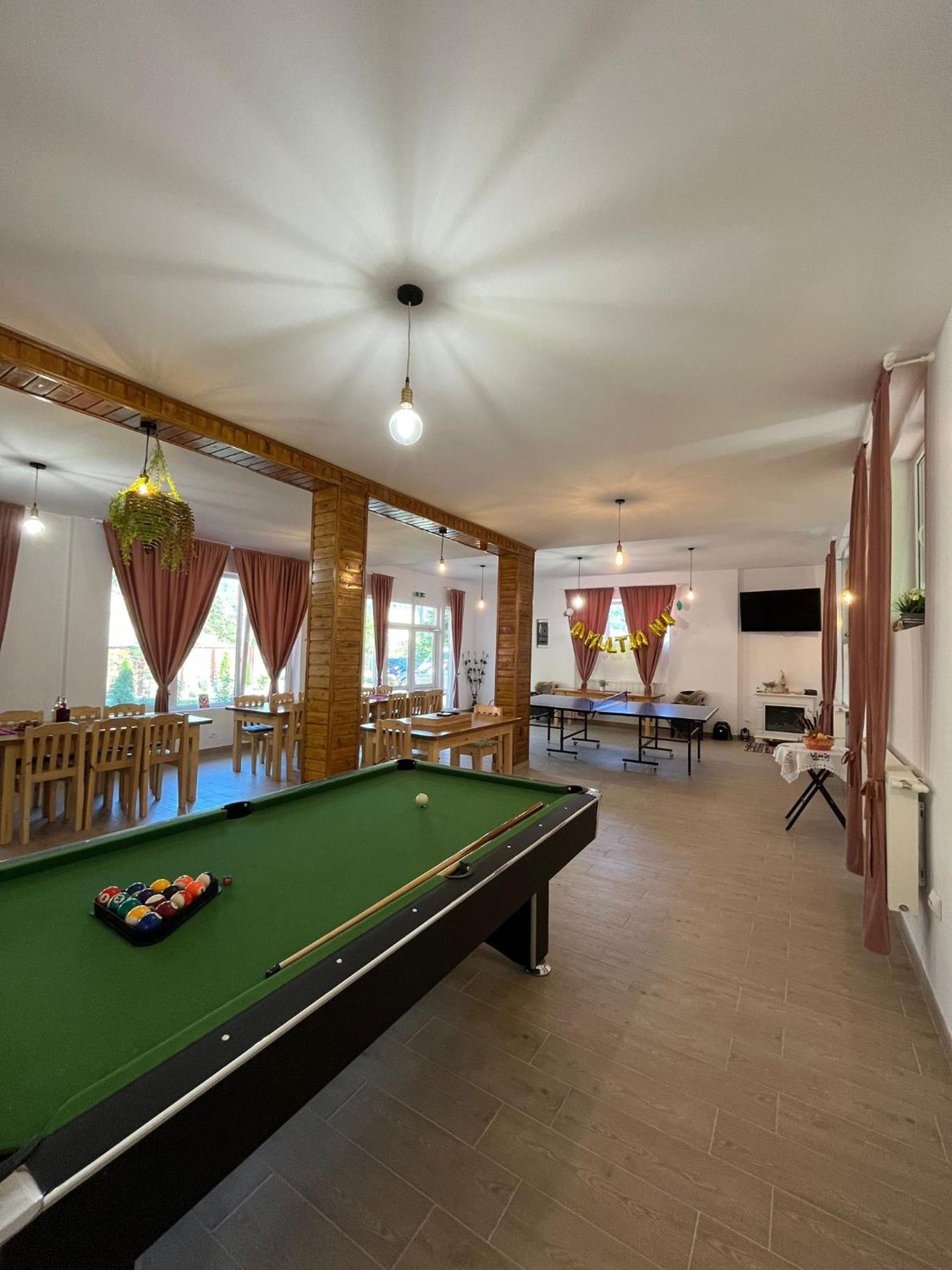 Casa Vio Guest House Nehoiu Luaran gambar