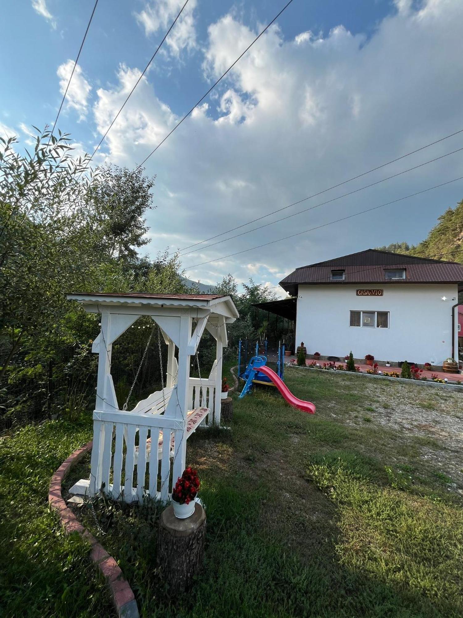 Casa Vio Guest House Nehoiu Luaran gambar